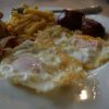 Plato de la abuela: Huevos, jamón, patatas y chorizo
