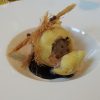 Helado de castañas frito en tempura con churro hilado y chocolate